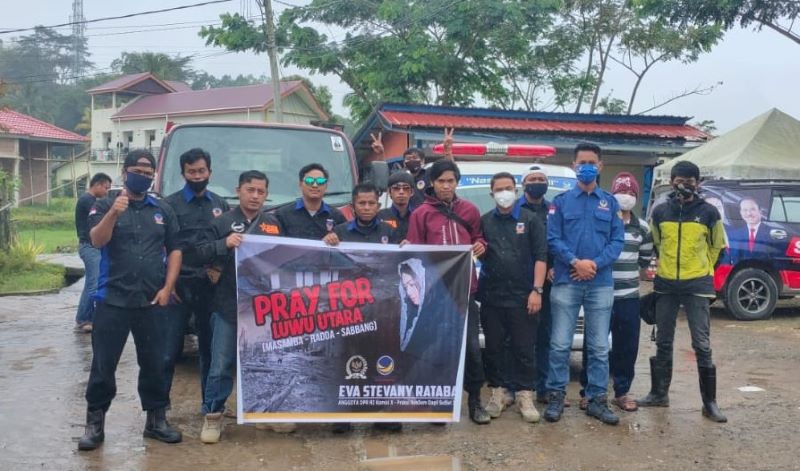 Tim ESR Peduli Beri Bantuan Koban Banjir Luwu Utara